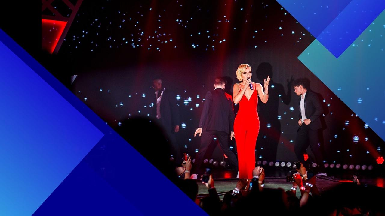 Полина Гагарина, лауреат премии Top Hit Music Awards