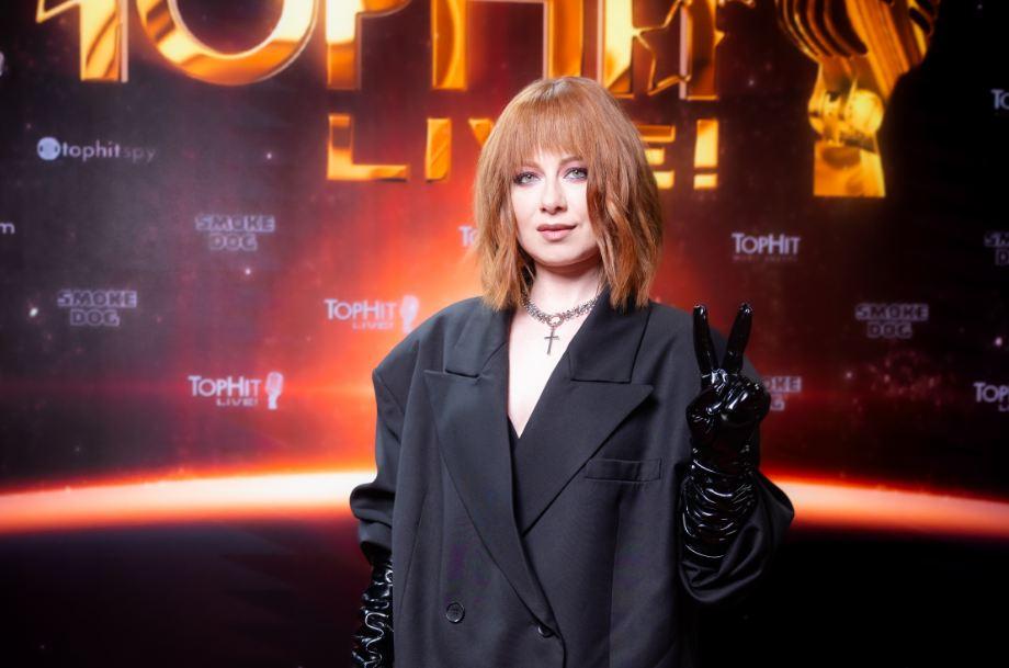 Юлия Савичева о том, что важенее всего, о музыке, дружбе и новом образе