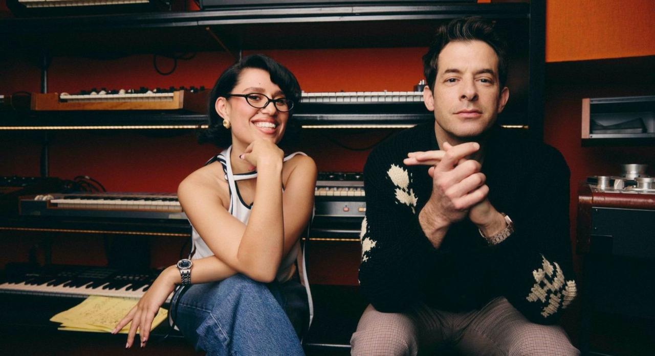 Mark Ronson и RAYE сделали ставку на &quot;Suzanne&quot; — и не прогадали