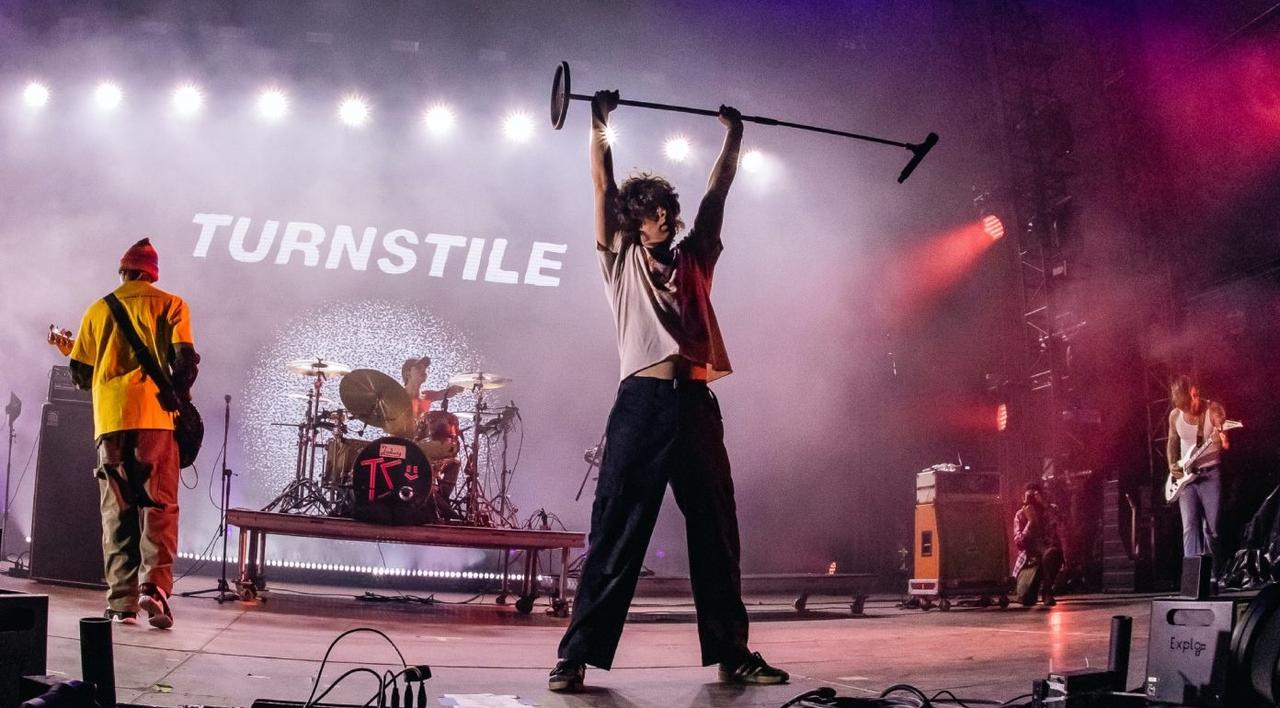 Turnstile отправляются в большой тур
