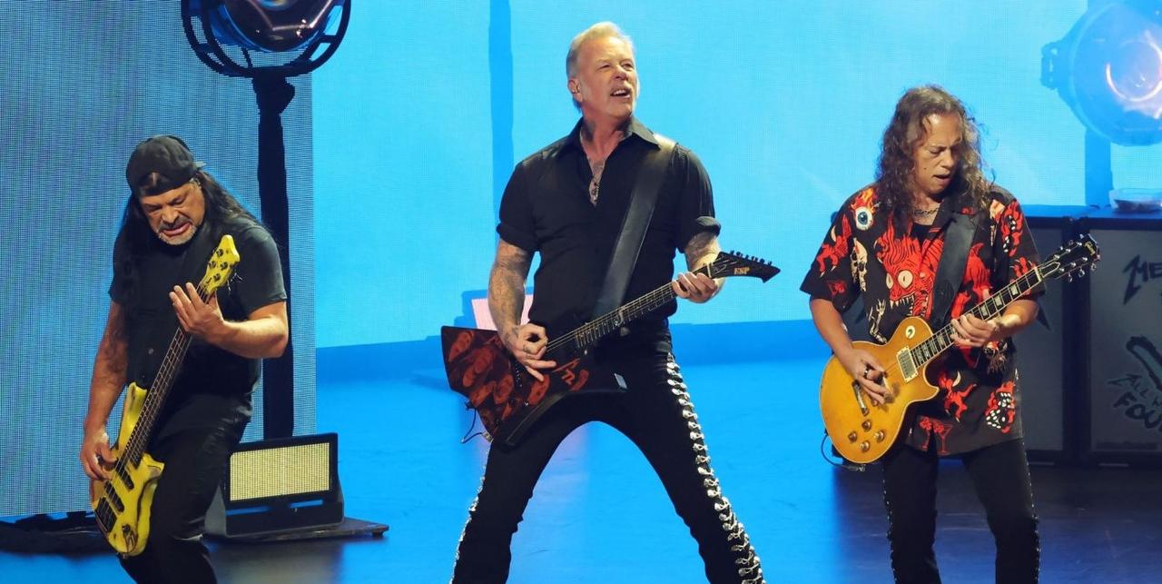 Metallica нацелилась на Супербоул-2026